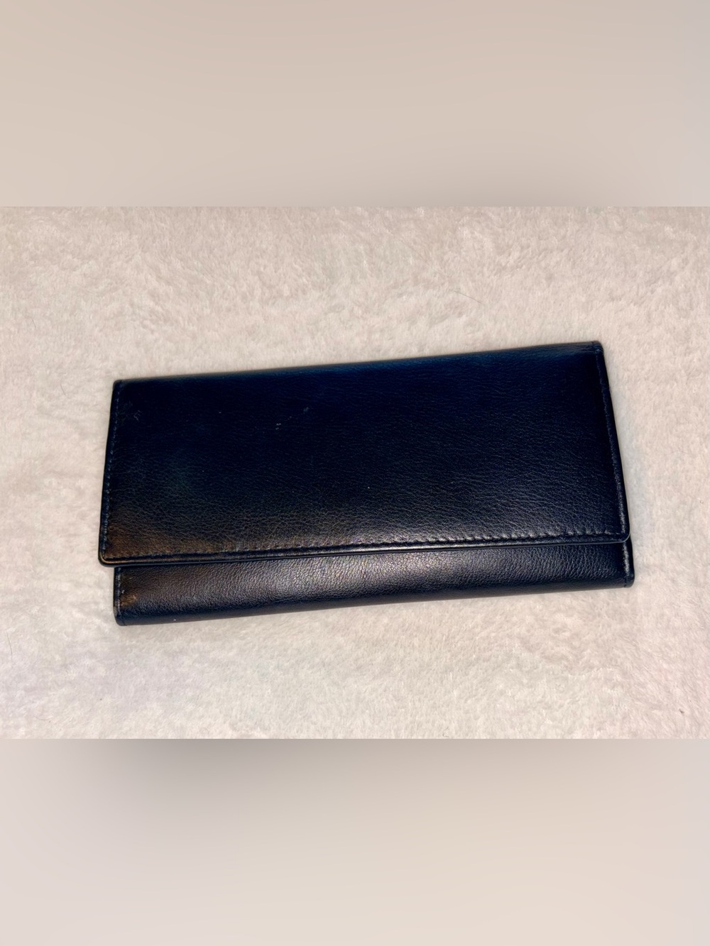 Karla Hanson Women’s Black Leather Trifold Wallet Blocking